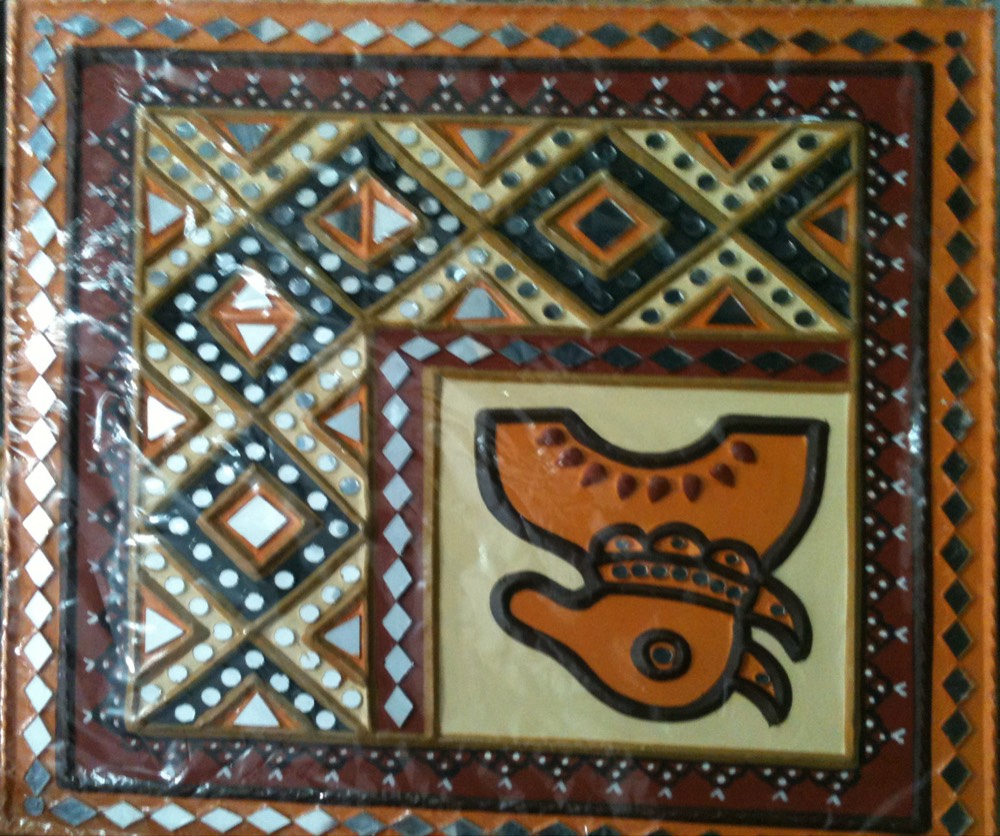 Beautifull mud art with white color